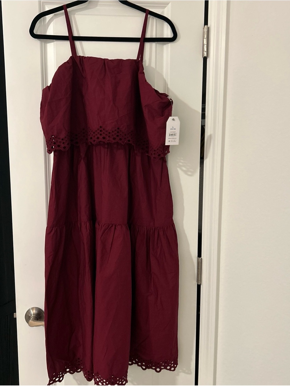 Time And Tru Women's Sleeveless Cotton Midi Dress W/ Eyelet Trim, Burgundy-Large